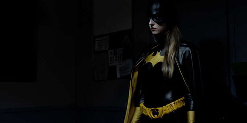 Batgirl Wonder Woman Porn - Super Review: Batgirl: The Prison - Superheroine Erotica